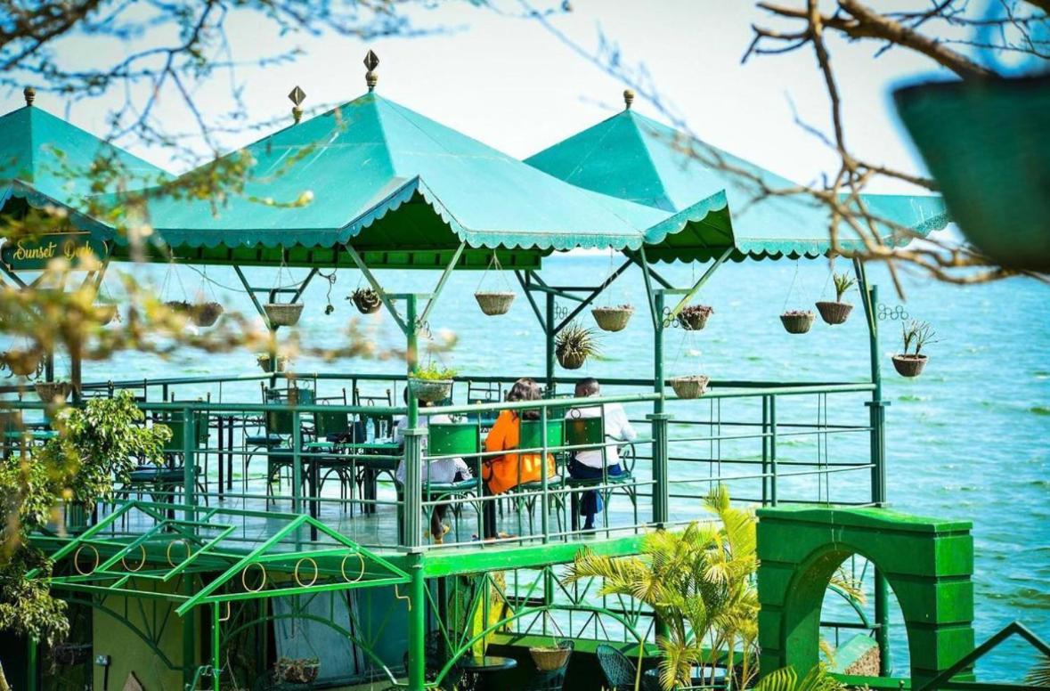 Country Lake Resort Garuga 엔테베 외부 사진