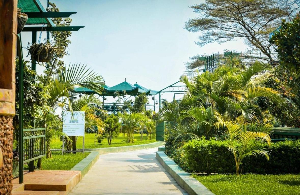 Country Lake Resort Garuga 엔테베 외부 사진