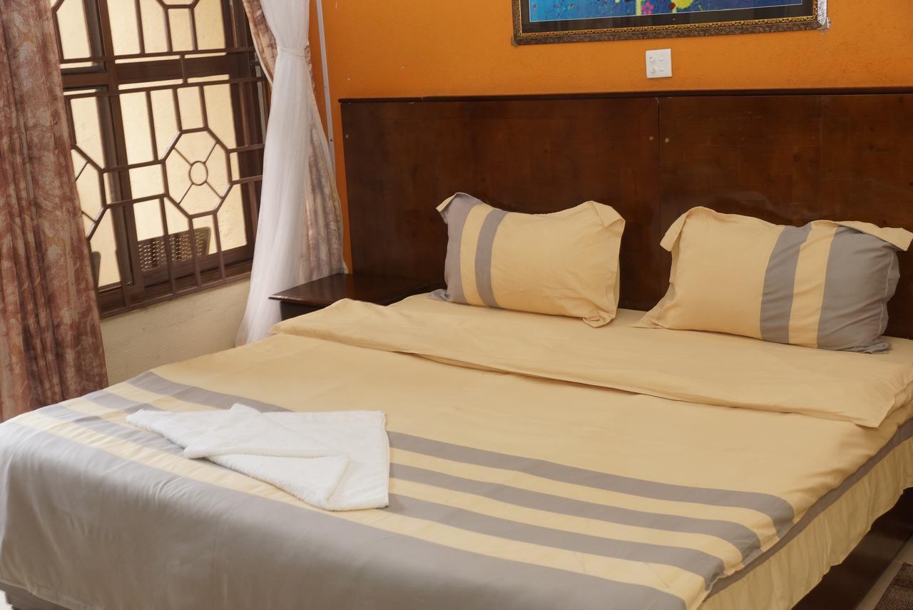Country Lake Resort Garuga 엔테베 외부 사진